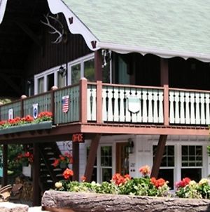 Town House Lodge Lake Placid Exterior photo