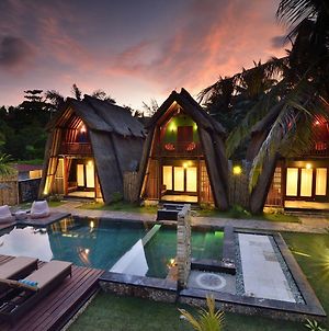 Kies Villas Lombok Kuta  Exterior photo
