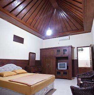 Pondok 828 Guest House Denpasar  Room photo