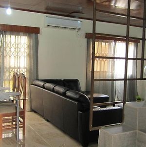 Batsoona Villas - Available For Long Term Rentals - Usd 600 A Month - Negotiable Accra Room photo