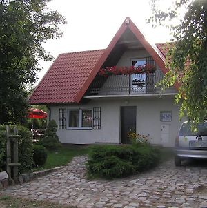 Domek Pod Klonami Na Mazurach Villa Guty Room photo