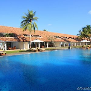 Avani Bentota Resort Exterior photo