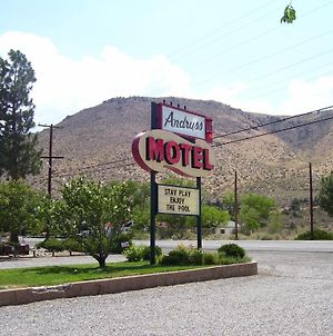 Andruss Motel Walker Exterior photo