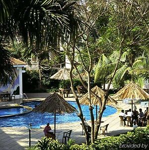 Goa Villagio Resort Exterior photo