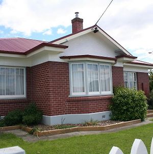 Moonah Amy Cottage Apartments Hobart Exterior photo