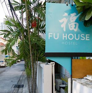 Fu House Hostel Bangkok Exterior photo