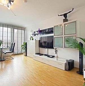 Private Apartments Near Exhibition Center Hannover Room photo