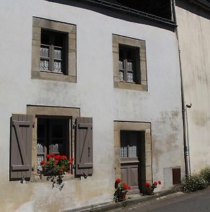 "Number 26" Town House Villa Rochefort-en-Terre Exterior photo