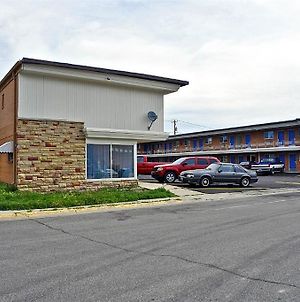 Motel 6 Riverton - Wy Exterior photo