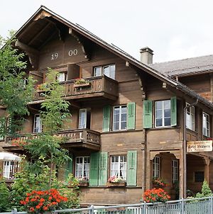 Hotel Wildhorn Gstaad Exterior photo
