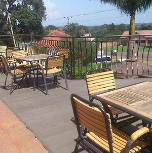 Hibis Hotel Entebbe Exterior photo
