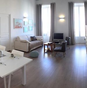 2 Bedrooms Appartement In Central Location On The Famous Place Massena Nice Exterior photo