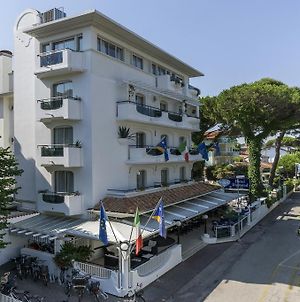 Diamond Hotel Riccione Exterior photo