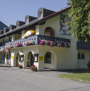 Apparthotel Jagdhof Bad Griesbach  Exterior photo