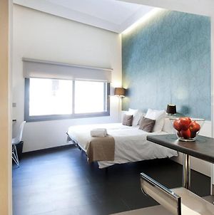 Barcelona Fifteen Luxury Aparthotel Room photo