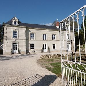 Domaine Des Aubuis Villa Chinon Exterior photo