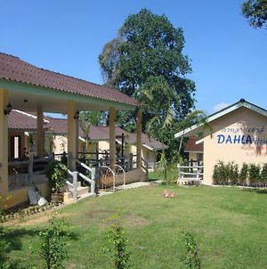 Dahla House Ranong Hotel Exterior photo