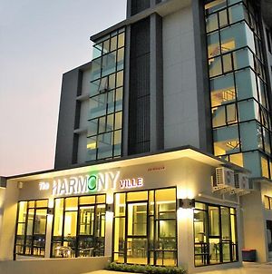 The Harmony Ville Hotel Phitsanulok Exterior photo