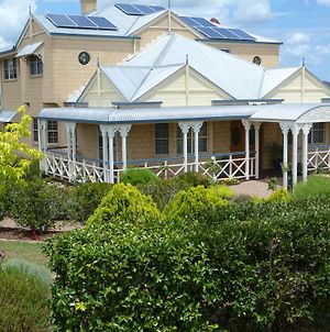 Grovely House Bed & Breakfast Stanthorpe Exterior photo