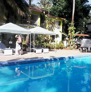 Grstays - Calangute Beach Villa # 3Bhk # Pool # Kitchen # 300Mts To Beach # Exterior photo