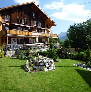 Esther'S Guesthouse Gimmelwald Exterior photo