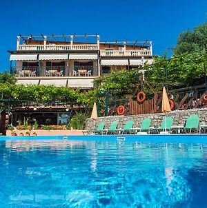 Argo Poolside Benitses (Corfu) Exterior photo