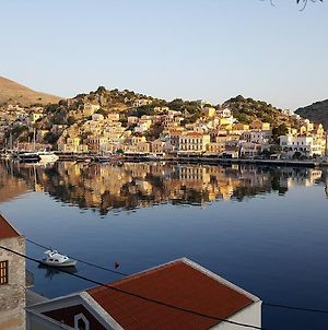 Pitini Guest House Symi Exterior photo