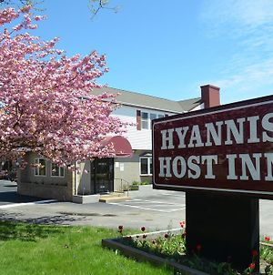 Hyannis Host Inn Exterior photo