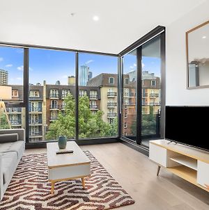 Ifsuites North Apartment Melbourne Exterior photo
