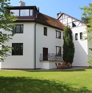 Villa Neubad Saulkrasti Exterior photo