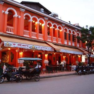 Viva Hotel Siem Reap Exterior photo