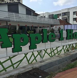 Apple 1 Hotel Gurney George Town Exterior photo