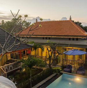 Kakiang Guesthouse Nusa Lembongan  Exterior photo