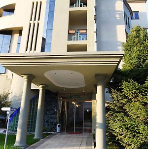 Hotel Green Tirana Exterior photo