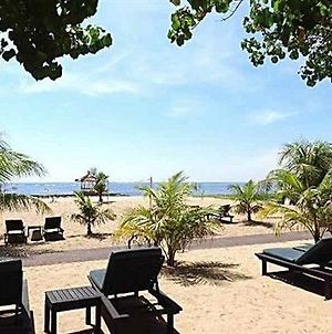 Benoa Beach Front Villas And Spa Nusa Dua  Exterior photo
