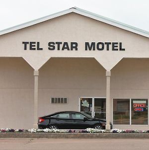 Tel Star Motel Brooks Exterior photo