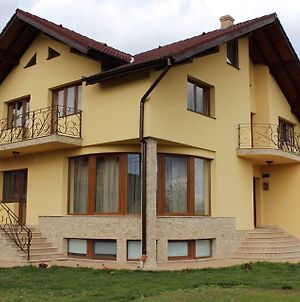 Alba Guest Residence Alba Iulia Exterior photo