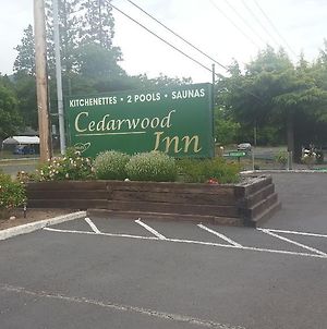 Cedarwood Inn Ashland Exterior photo