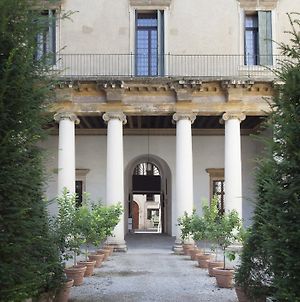 Palazzo Valmarana Braga Apartment Vicenza Exterior photo