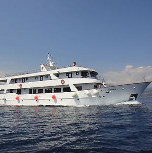 Cruise From Dubrovnik On M/Y Mali Ante Hotel Exterior photo
