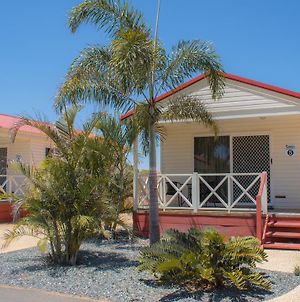 Outback Oasis Caravan Park Hotel Carnarvon Exterior photo