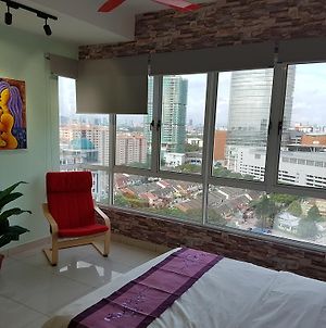 Garden Apartment At Zenith Petaling Jaya Exterior photo
