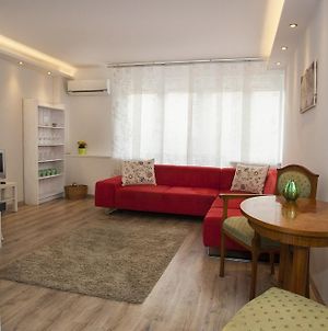 Ilona 2 Bedrooms Apartment In The Center Budapest Exterior photo