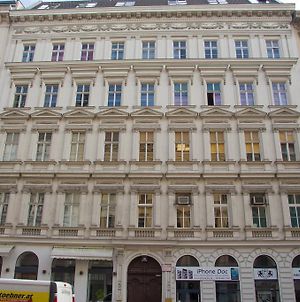 Vienna Hotspot Apartment Exterior photo