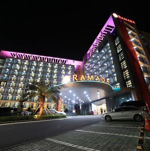Ramada Jeju Hamdeok Hotel Exterior photo