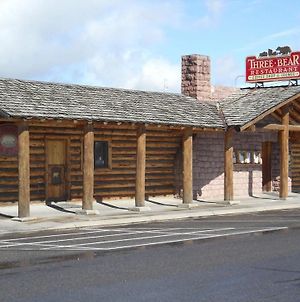 Three Bear Motel West Yellowstone Exterior photo