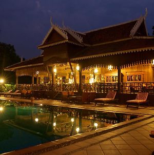 Soriyabori Villas Resort Kratie Exterior photo