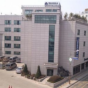 Asia Tourist Hotel Pyeongtaek Exterior photo