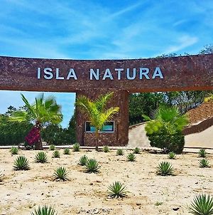 Isla Natura Beach Huatulco Hotel Tangolunda Exterior photo