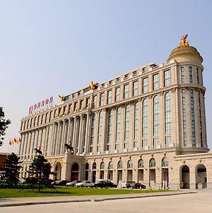 Beijing Schonbrunn Hotel Exterior photo